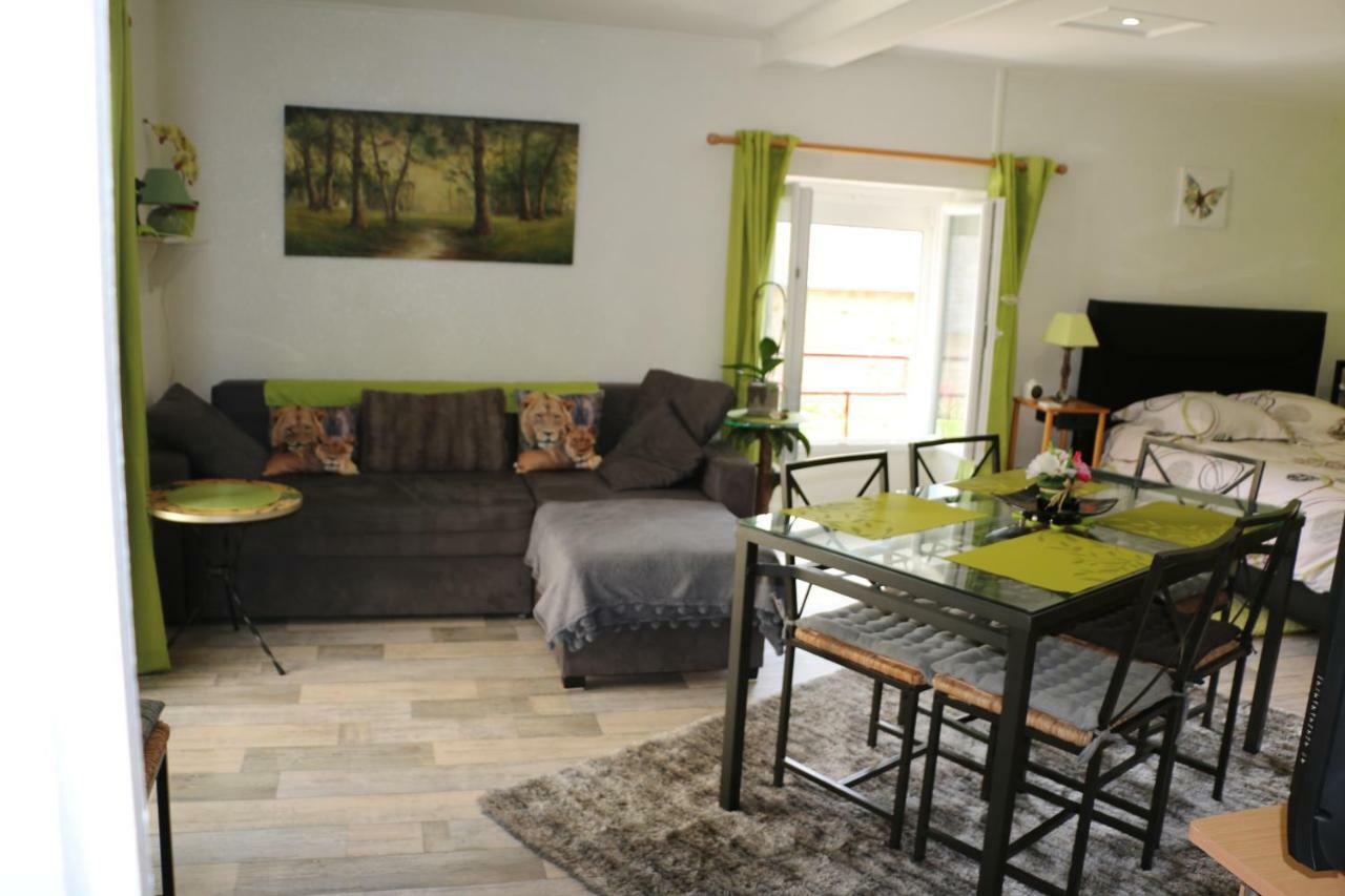 Apartment T1 *